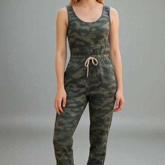 JANE AND DELANCEY Camouflage Camo Print Sleeveless Lounge Jumpsuit One Piece - Picture 1 of 8